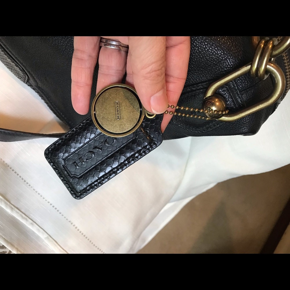 Coach Kristin Hand/Shoulder bag- Like New! - Picture 7 of 15